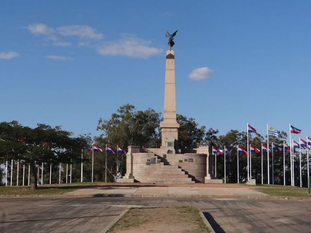 Obelisco, Las Piedras
